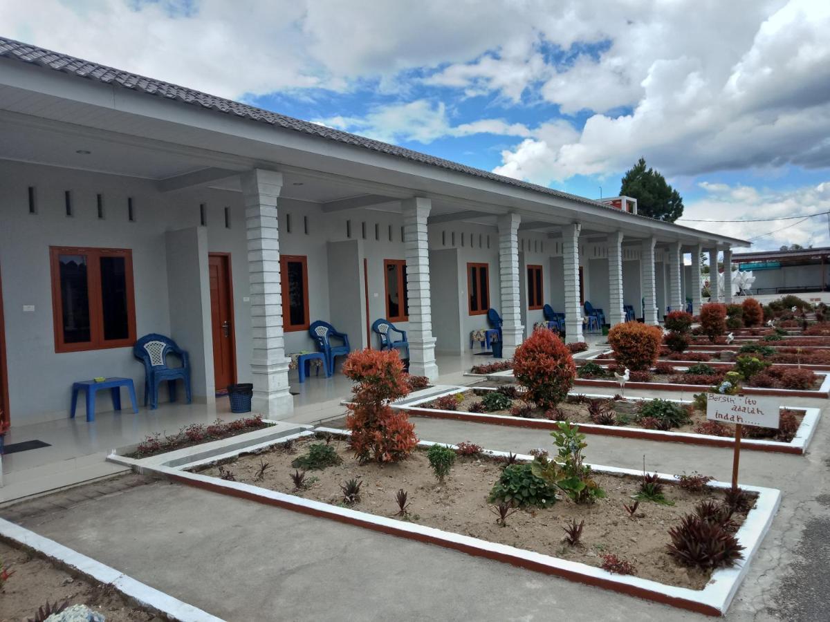Noah Hotel Silangit Siborongborong Exterior photo